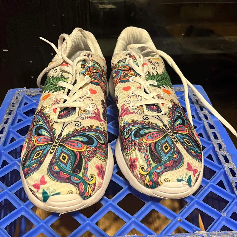 Women’s shoes